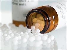 Homeopatía es "dinero tirado a la basura"