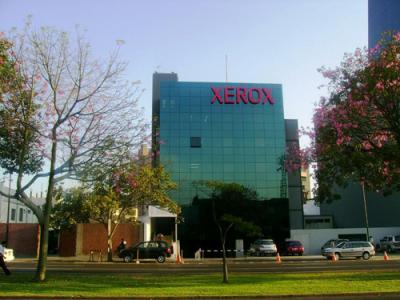 Enfrentamiento de gigantes: Xerox demanda a Google y Yahoo por violación de patentes