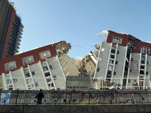 Ya son 214 los fallecidos por el potente terremoto de Chile
