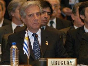 El sobrio doctor da paso al campesino desenfadado en el Gobierno de Uruguay