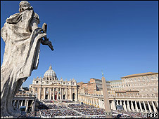 Escándalo homosexual en el Vaticano