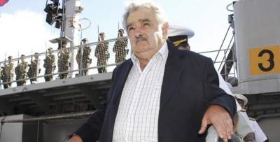 Mujica está dispuesto a mediar entre Hugo Chávez y Álvaro Uribe