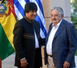 Mujica y Morales acuerdan impulsar Urupabol, proyecto de integración con Paraguay