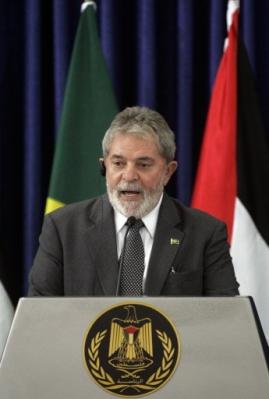 Multan a Lula