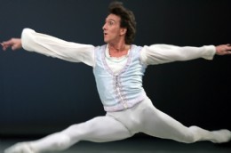 Julio Bocca será director del ballet del Sodre