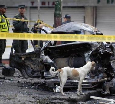 Estalla carro bomba en principal puerto de Colombia: seis personas muertas y 40 heridas