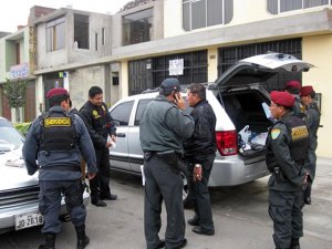 Una mujer envenena a su hija y se suicida en hostal de Lima