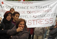 Ejecutivos de France Telecom investigados por "acoso moral" por suicidios en cadena de empleados