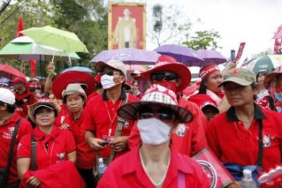 Anticipan elecciones en Tailandia para evitar masacre