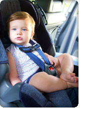 Nueva Zelanda: Deja a bebé en el auto para asistir a estriptís