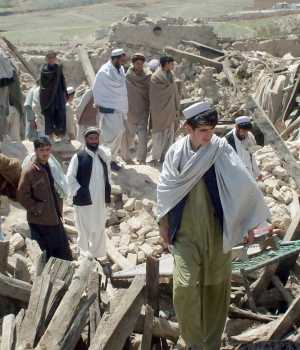 Sismo en en Afganistán; 7 muertos y 30 heridos