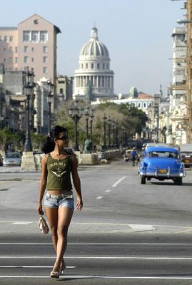 Mayoría de estadounidenses apoya que se restablezcan las relaciones con Cuba