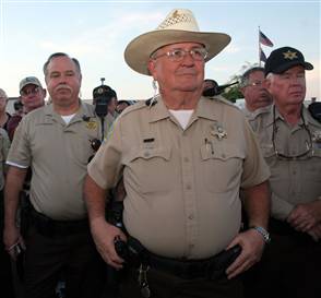 El "sheriff" nazi de Arizona desafía a EEUU y al mundo