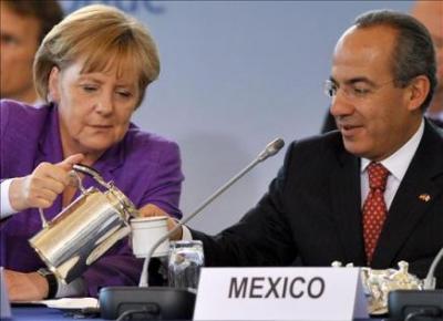 El presidente de México es recibido con honores militares en Alemania