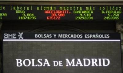 La Bolsa de Madrid se hunde con el derrumbe de los bancos
