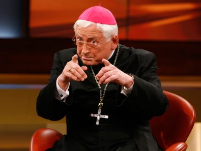 El Papa acepta la renuncia de obispo alemán acusado de agresiones contra menores y malversación de fondos