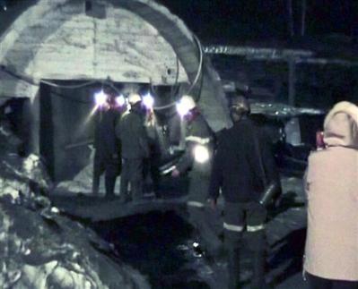 200 obreros rusos atrapados por explosión en una mina de carbón