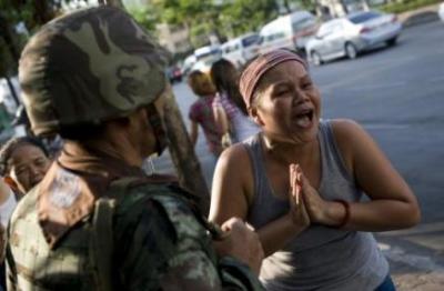 10 muertos y 125 heridos en el infierno desatado en Bangkok