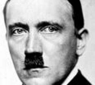 ¿Logró Hitler huir a través de España?