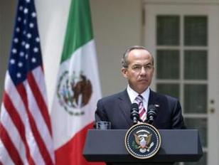 Calderón pide que el Congreso de EE.UU. prohiba las armas de asalto