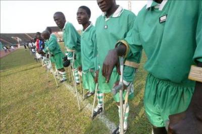 Los mutilados de Sierra Leona miran al futuro a través del fútbol