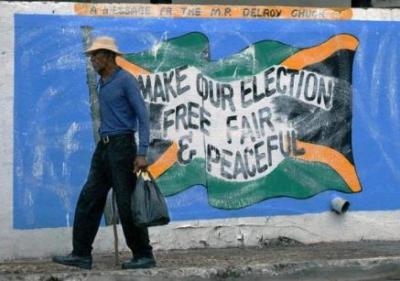 Jamaica en estado de emergencia por combates entre policías y pandillas