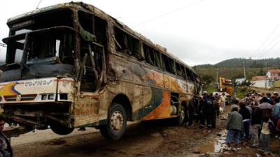 45 muertos al volcar autobús en Camerún