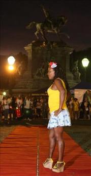La marca de prostitutas brasileñas lanza una colección de prendas alusivas al Mundial