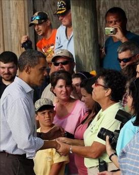 Obama da explicaciones a la gente afectada por el derrame del petrolero y promete ayuda