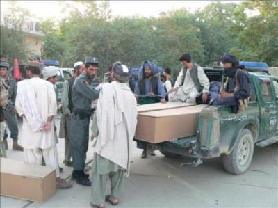 9 civiles muertos en la explosión de una bomba caminera en Afganistán
