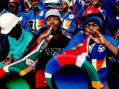 Las vuvuzelas sudafricanas, una mina de oro para empresarios alemanes