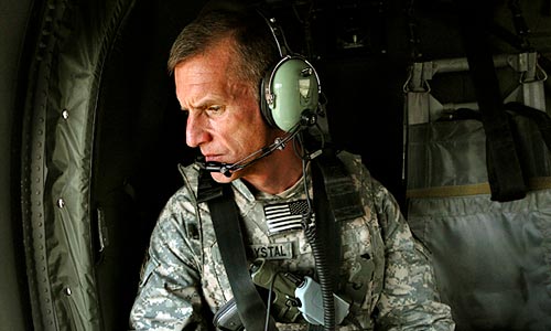 El general de Afganistán defenestrado por Obama abandona Ejército de Estados Unidos