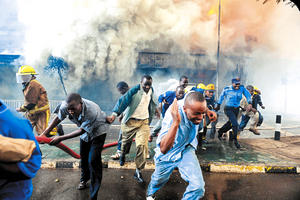 Infierno en el Congo: estalla camión cisterna y el fuego arrasa viviviendas; hay 200 muertos y 100 heridos