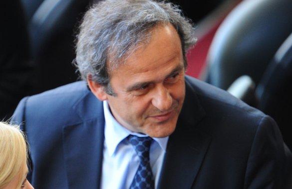 Michel Platini abandonó el hospital tras sufrir un desmayo, no un infarto
