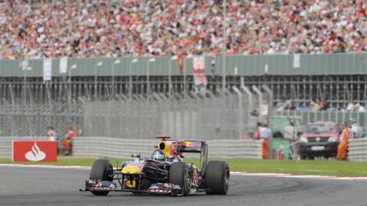 Vettel logró la pole en Gran Bretaña