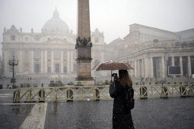 Los números del Vaticano siguen "en rojo"