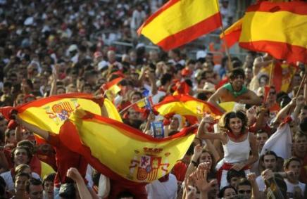 Dos muertos y más de cien heridos en los festejos por el Mundial en España