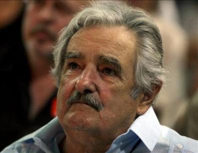 Mujica evalúa mediar en crisis entre Colombia y Venezuela