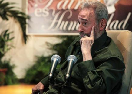 Fidel Castro disertó hoy ante decenas de intelectuales y activistas de Estados Unidos