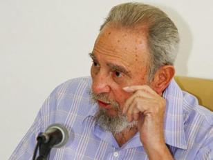 Fidel Castro presenta su autobiografía 'La victoria estratégica'