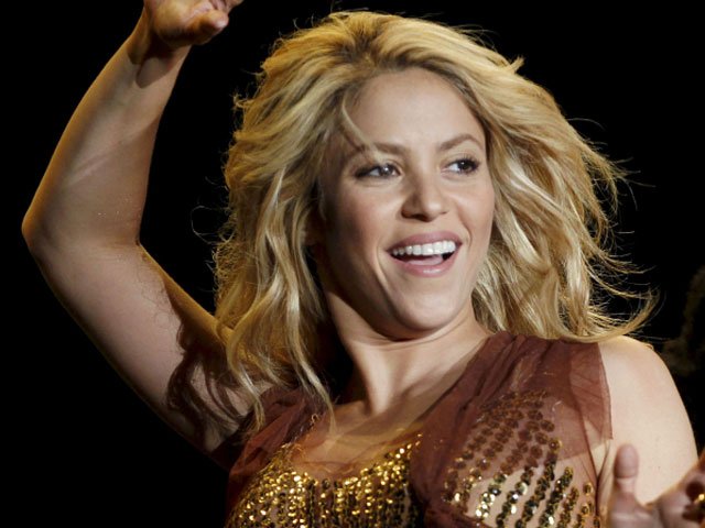 Shakira se juega todos los boletos por Santos