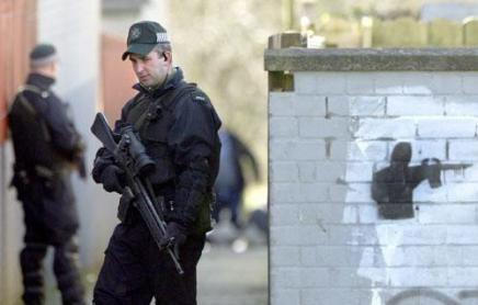 Irlanda detiene a cinco presuntos terroristas