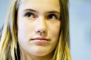 La adolescente holandesa emprende la vuelta al mundo a vela en solitario
