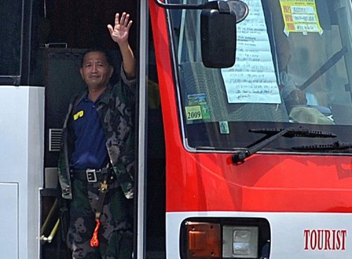 La policía filipina admite errores en el secuestro que dejó 8 turistas muertos