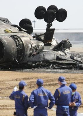 53 supervivientes en el accidente aéreo en China; otros 43 ocupantes murieron