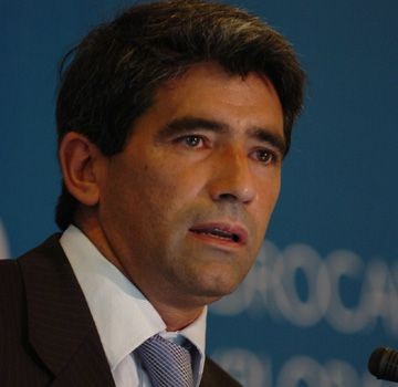 Raúl Sendic emerge como candidato a presidente para el 2014