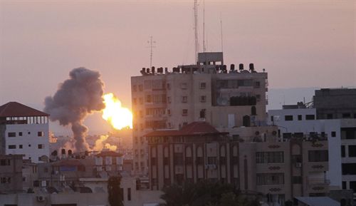 Israel: si se lanza una ofensiva terrestre en Gaza "no se detendrá a medio camino"