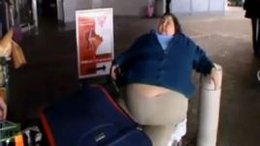 Mujer obesa murió luego de que tres aerolíneas se negaran a embarcarla