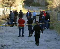 Siete policías y un civil mueren en tiroteos en México