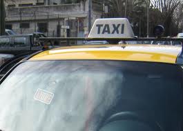 Emboscada navideña a taxista en Montevideo